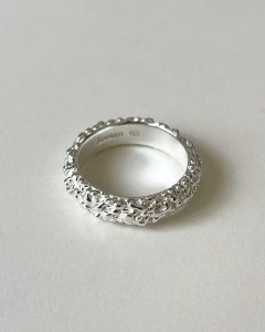 Bubble embossing ring